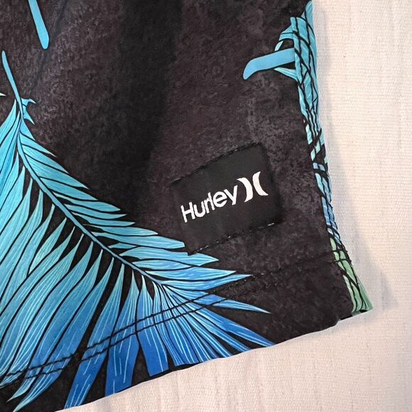 MENS HURLEY LEAF PRINT BLACK SWIM BOARD SHORTS SIZE 30 Tie Front Back Pocket - Picture 3 of 5